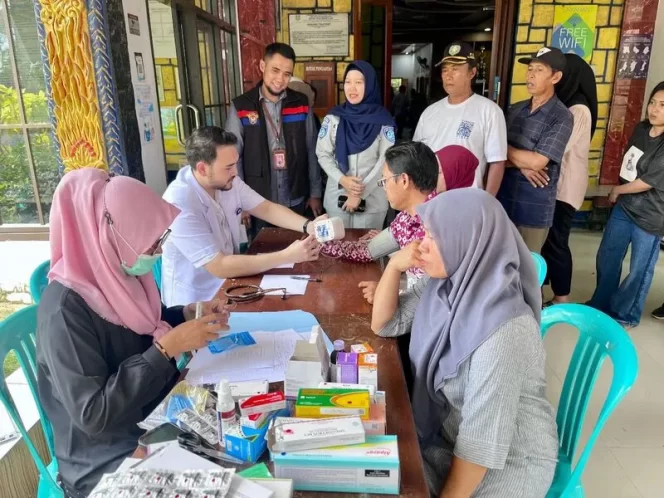 
					Jasa Raharja Selenggarakan Pengobatan Gratis di Kantor Kecamatan Haurgeulis