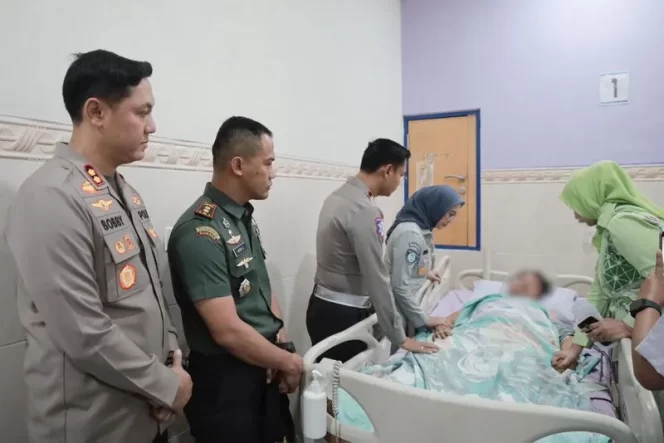 
					Jasa Raharja Serahkan Santunan bagi Keluarga Korban Kecelakaan Bus Probolinggo