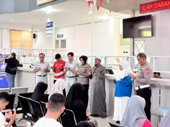 
					Maknai Hari Keselamatan Transportasi Tahun 2025 Jasa Raharja ajak seluruh pihak ambil Peran Tingkatkan Kesedaran Berkeselamatan