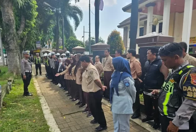 
					Jasa Raharja Bogor Bersama Tim Pembina Samsat Kota Bogor Gelar Operasi Gabungan di Taman Yasmin, Bogor
