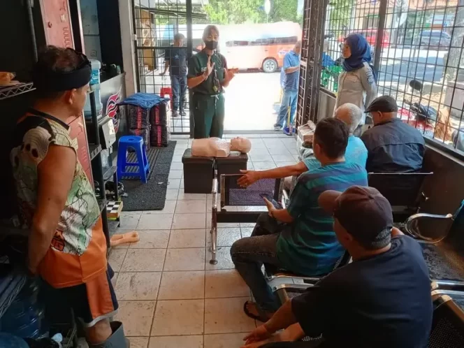 
					Jasa Raharja Gelar Pelatihan PPGD untuk Sopir dan Penumpang Travel PT Mitra Andis Guna Kurangi Fatalitas Kecelakaan Lalu Lintas