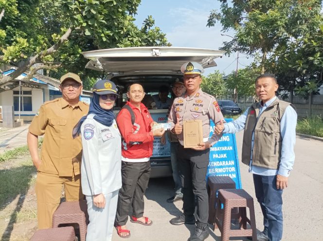 
					Jasa Raharja Kanwil Jawa Barat Bersama Tim Pembina Samsat Kabupaten Bandung II Soreang Gelar Operasi Gabungan di Katapang