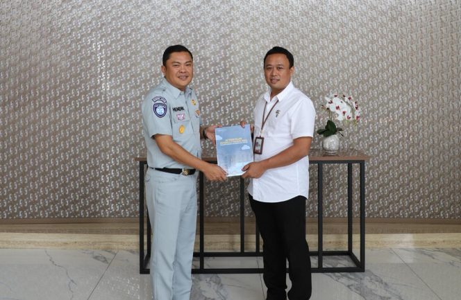
					Kunjungan Kepala Bapenda Provinsi Jawa Barat ke Kantor Wilayah Utama Jawa Barat