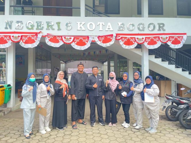 
					Operasi Khusus Tim Pembina Samsat Kota Bogor Sasar SMA Negeri 5 dan SMA Negeri 6 untuk Edukasi Pajak Kendaraan Bermotor