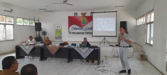 
					Jasa Raharja Karawang Bersama Tim Pembina Samsat Gelar Sosialisasi Opsen Dan SWDKLLJ Di Kecamatan Tirtamulya