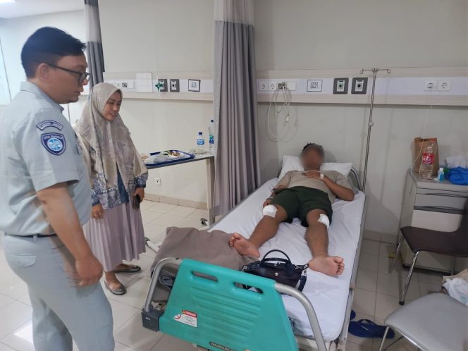 
					Pastikan Pelayanan Optimal, Jasa Raharja Bekasi Kunjungi Korban Laka Lantas Pam Nataru 2025 di Rumah Sakit