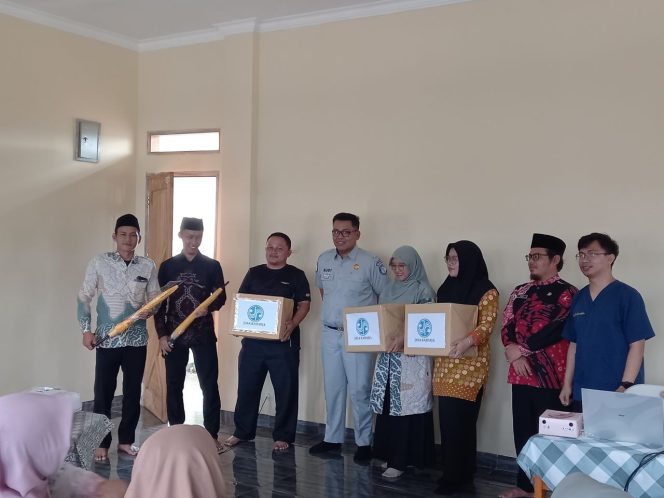 
					Jasa Raharja Gelar Pelatihan PPGD dan Sosialisasi PPKL di Pondok Pesantren Al Hasan Ciamis