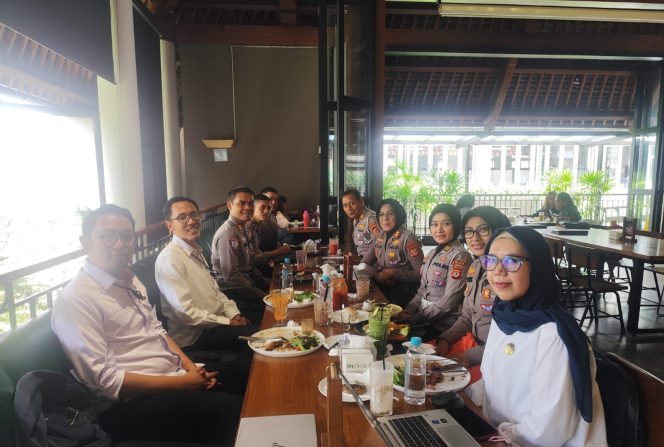 
					Jasa Raharja Kanwil Utama Jawa Barat Gelar Rapat Forum Keselamatan Lalu Lintas Jalan Provinsi Jawa Barat