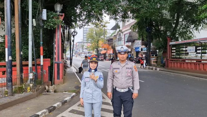 
					Upaya Keselamatan Lalu Lintas, Jasa Raharja Cabang Cirebon Pantau Arus Lalu Lintas Selama Libur Panjang di Kab Kuningan