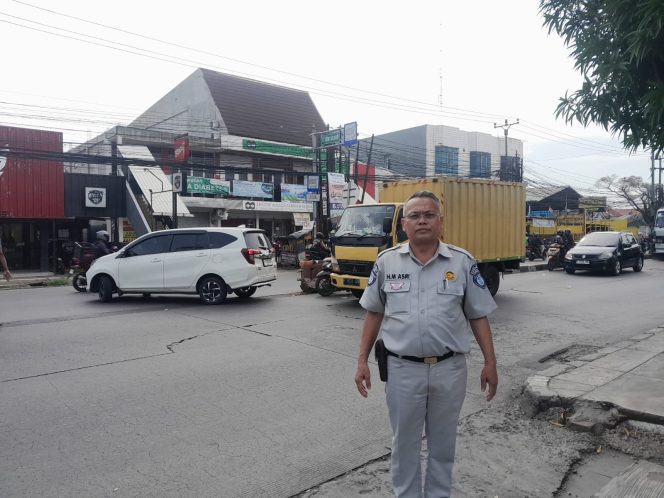 
					Gerak Cepat, Petugas Jasa Raharja Bekasi Pastikan Jaminan Bagi Korban Kecelakaan di Rumah Sakit