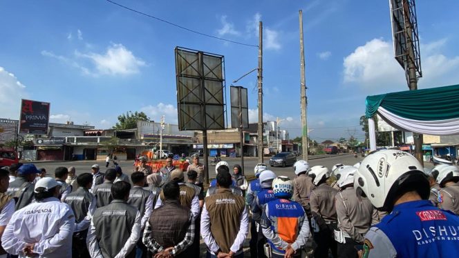 
					Operasi Gabungan di The Matic Majalaya, Samsat Rancaekek Perkuat Kepatuhan dan Keselamatan Berkendara