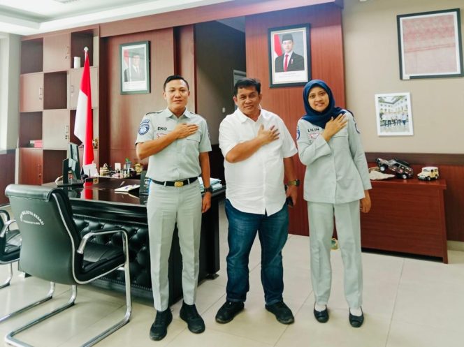 
					Tingkatkan Kepatuhan Pajak Kendaraan, Jasa Raharja Pererat Koordinasi dengan Samsat Kota Bekasi