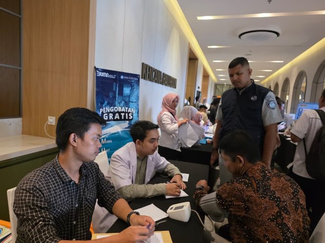 
					Dukung Optimalisasi Pajak Kendaraan, Jasa Raharja Indramayu Gelar Pengobatan Gratis dalam Sosialisasi T-Samsat
