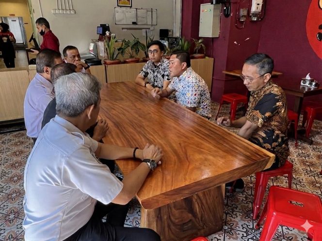 
					Jasa Raharja  Kanwil Jawa Barat dan DPD Organda Jawa Barat Bahas Peningkatan Pelayanan Keterjaminan Penumpang Umum