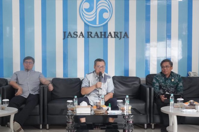 
					Tingkatkan Kualitas Pelayanan dan Pendapatan, Direktur Operasional  Jasa Raharja Berikan Pembinaan di Lampung dan Tinjau Samsat  Rajabasa