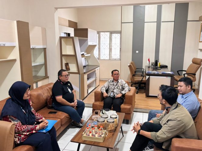 
					Jasa Raharja Inisiasi Rapat Strategi Kolaboratif Tingkatkan Kepatuhan PKB dan SWDKLLJ di Kota Tasikmalaya