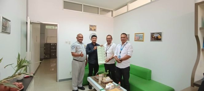 
					Tingkatkan Kepatuhan Pajak Kendaraan, Jasa Raharja Cabang Cirebon Melaksanakan SIGAP Instansi Ke PT  Adrian Trans Indonesia