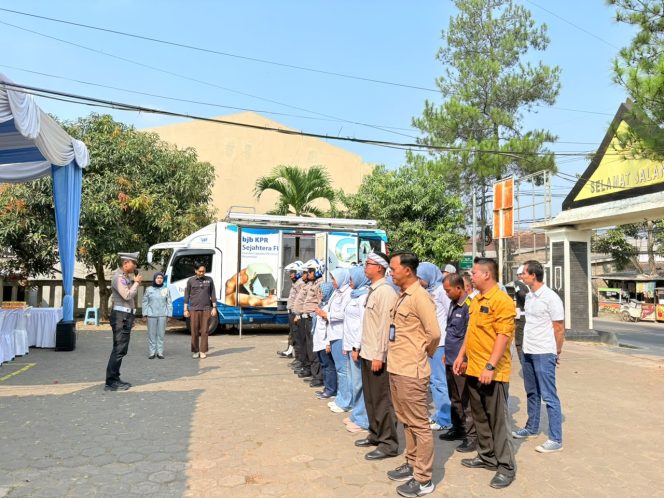 
					Jasa Raharja Jabar Bersama P3DW Kabupaten Sumedang Gelar Operasi Gabungan di Kecamatan Cimanggung