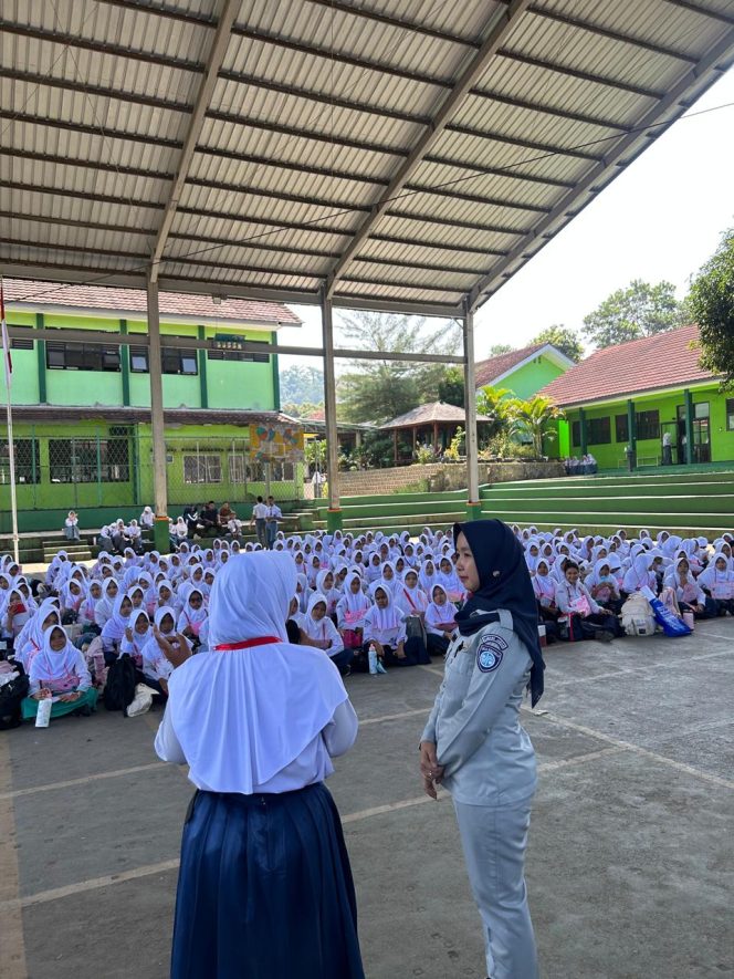 
					Jasa Raharja Dorong Aksi Nyata Keselamatan Melalui Forum Lalu Lintas Angkutan Jalan Kabupaten Subang (Humas-Jbr)