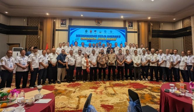 
					Jasa Raharja Kanwil Utama Jawa Barat Hadiri Mukerda II Organda Jawa Barat, Perkuat Sinergi Kebangkitan Angkutan Umum Berkeselamatan