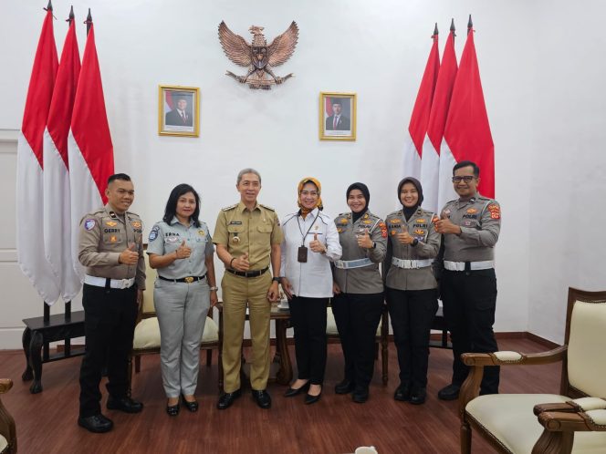 
					Sinergi Forum Komunikasi Lalu Lintas Dalam Upaya Penanganan Titik Rawan Kecelakaan Di Kabupaten Karawang