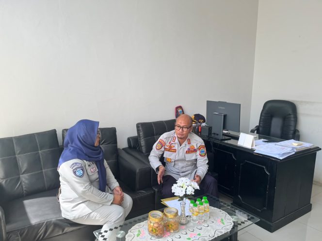 
					Jasa Raharja Cabang Tasikmalaya Perkuat Sinergi dengan Kabid Lalu Lintas Kabupaten Garut untuk Tingkatkan Keselamatan Berlalu Lintas