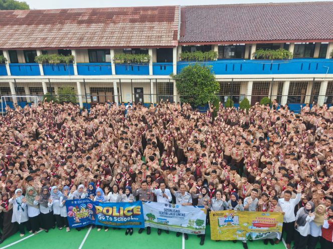 
					PT Jasa Raharja (Persero) Cabang Bogor Hadir di SMP Negeri 5 Depok Melalui Program PPKL dan Edukasi Tertib Berlalu Lintas