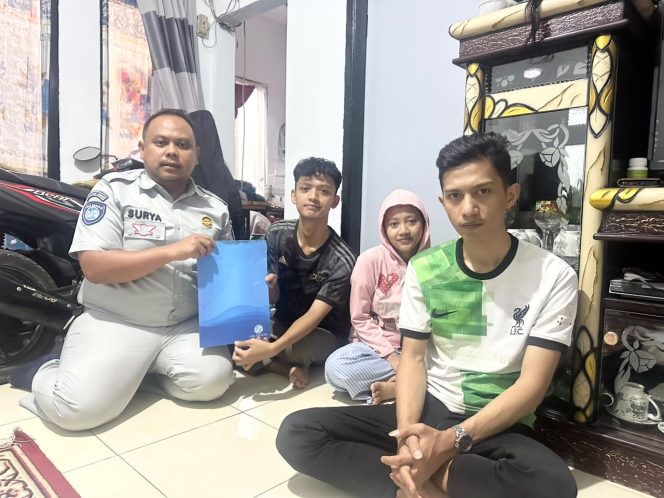 
					Gerak Cepat dan Proaktif, Jasa Raharja Kanwil Jawa Barat Serahkan Santunan kepada Ahli Waris Korban Kecelakaan di Kecamatan Rancabali