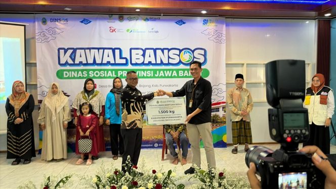 
					Pemprov Jabar Salurkan 1.500 Kilogram Beras, Pastikan Bantuan Pangan Tepat Sasaran