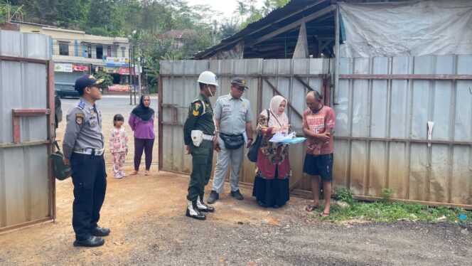 
					Jasa Raharja Bersama Tim Pembina Samsat dan Instansi Terkait Gelar Operasi Khusus di PT Sinar Maslan Nusantara Kawali