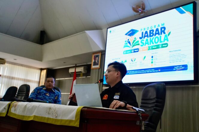 
					Tekan Angka Putus Sekolah, Disdik Jabar Sosialisasikan Program Bantuan Pendidikan Jabar Sakola