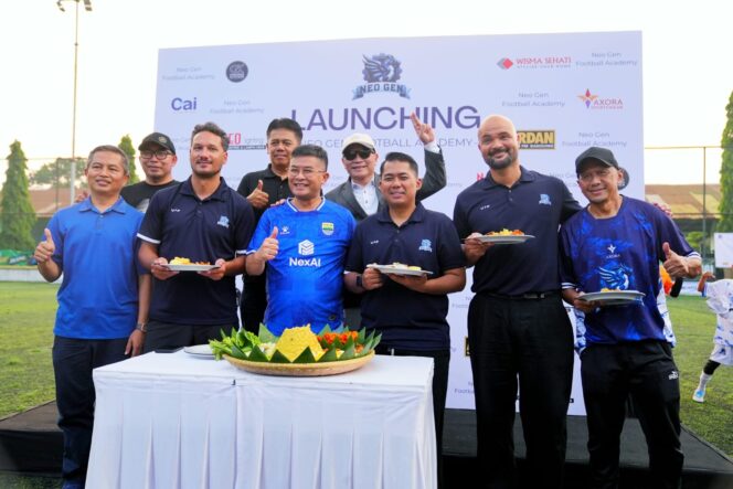 
					Wagub Jabar Dorong Neo Gen FA Cetak Talenta Baru untuk Persib dan Timnas