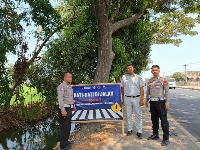 
					Giat Jasa Raharja Cabang Indramayu Dalam Menurunkan Tingkat Kecelakaan di Titik Rawan Laka Kabupaten Indramayu